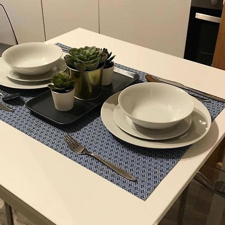 רדינג Serviced Appartment 1 Helena מראה חיצוני תמונה