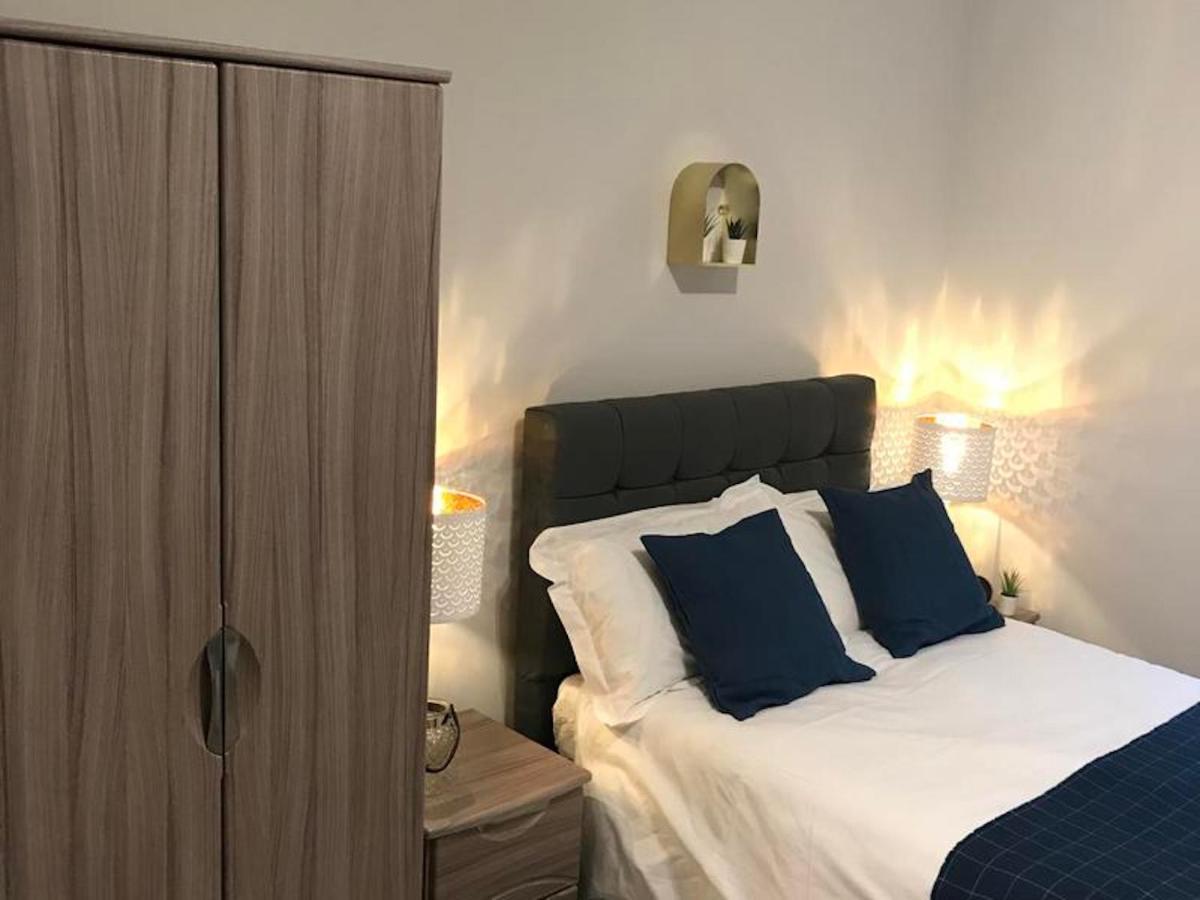 רדינג Serviced Appartment 1 Helena מראה חיצוני תמונה