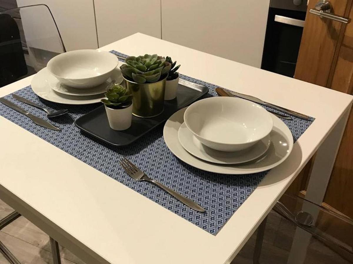רדינג Serviced Appartment 1 Helena מראה חיצוני תמונה