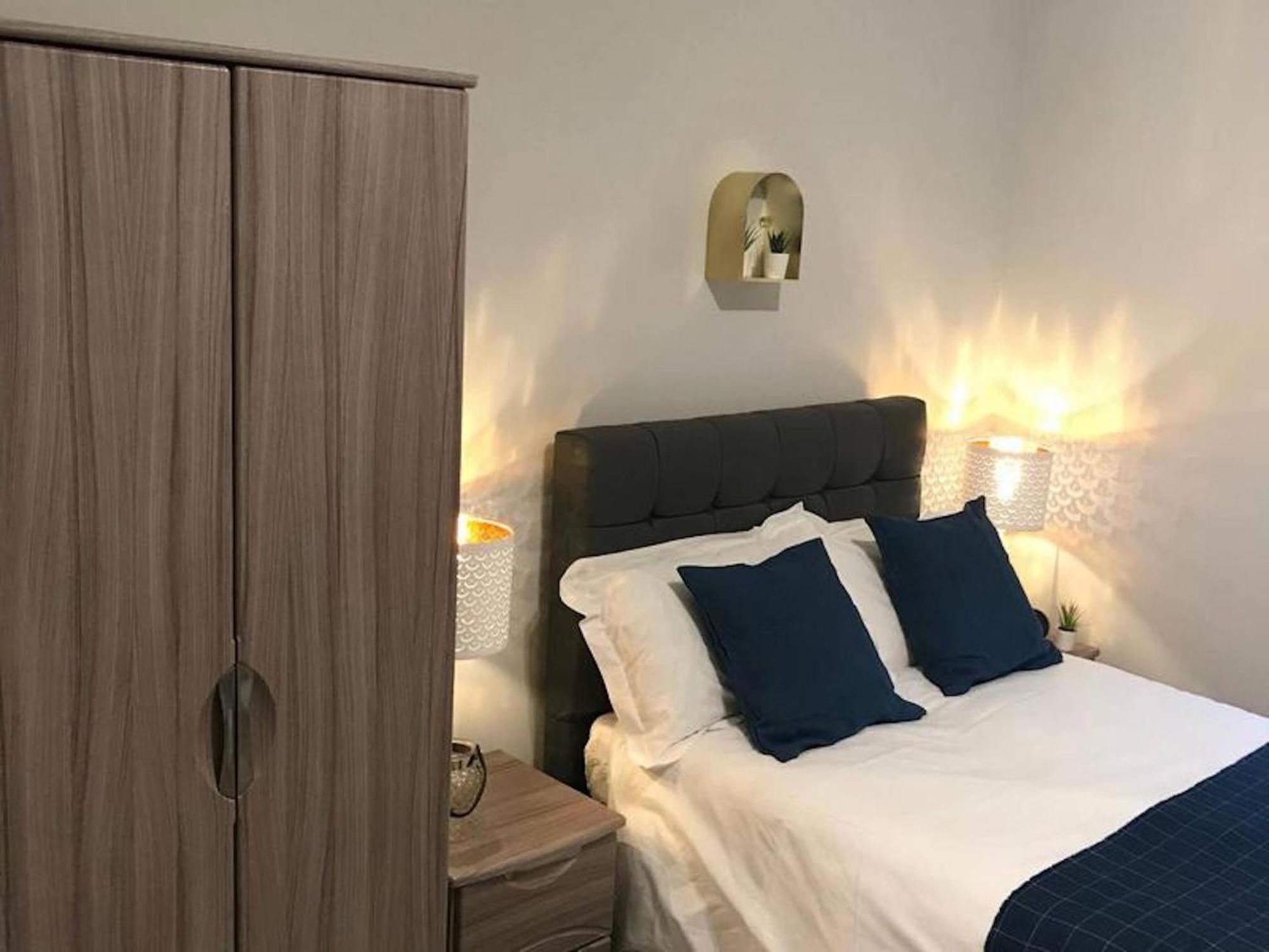 רדינג Serviced Appartment 1 Helena מראה חיצוני תמונה